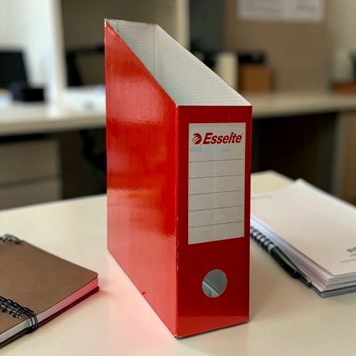 Esselte Magazinlik Karton Kırmızı