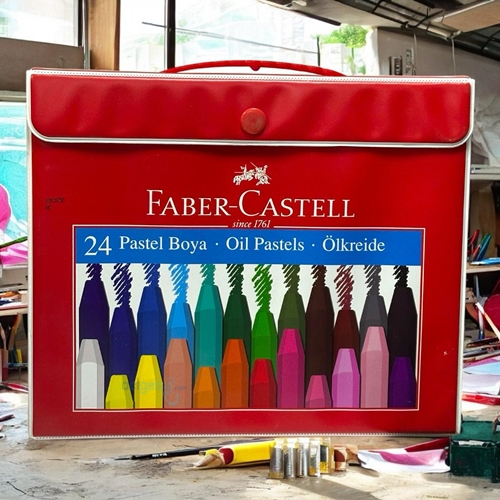Faber Castell Çantalı Pastel Boya 24 Renk
