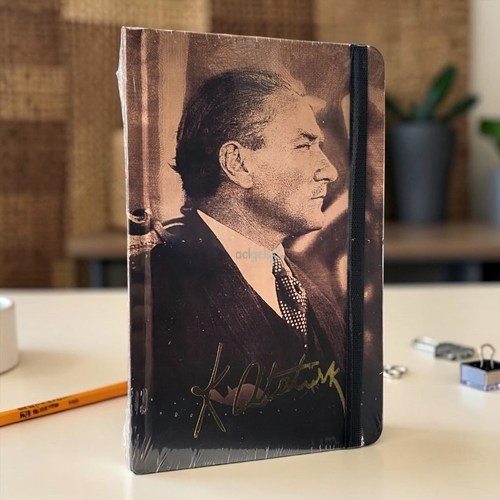 Gıpta Atatürk 2027 Günlük Ajanda Defter 13x21 Cm