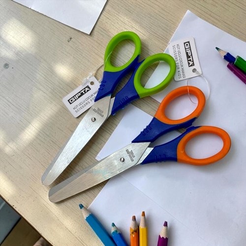 Gıpta Çocuk Makası Yumuşak Saplı Küt Uçlu K705 Tekli