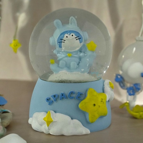 Kar Küresi Doraemon Astronot 60'ml Işıklı