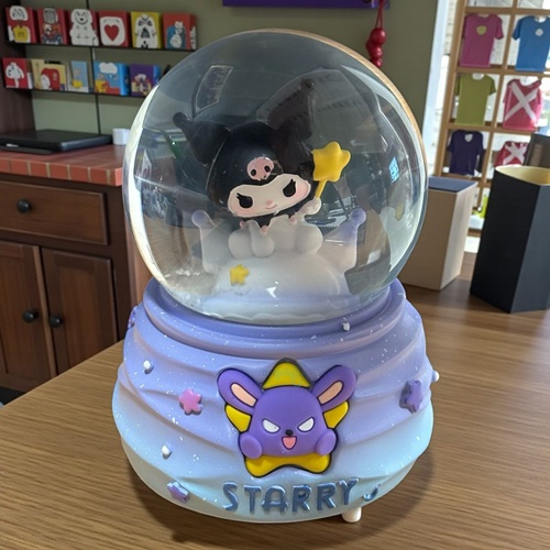 Kar Küresi Sanrio Kuromi 80 Mm Işıklı Müzikli