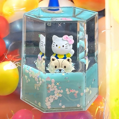 Sanrio Hello Kitty Işıklı Müzikli Sulu Altıgen Küre