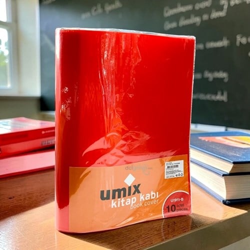Umix Hazır Yapışkanlı Kitap Kabı 10 Lu Şeffaf Kırmızı