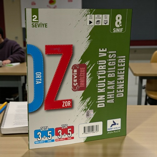 8. Sınıf Din Kültürü - İngilizce Orta Zor Denemeleri Paraf Yayınları