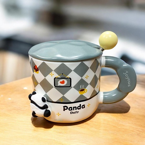 Bam Seramik Kupa Panda Figürlü Kaşıklı