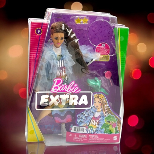 Barbie Extra Renkli Elbiseli Bebek Gyj78