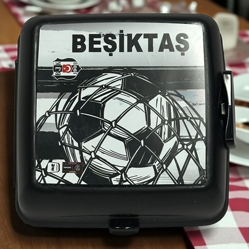Beşiktaş Lisanslı Beslenme Kabı