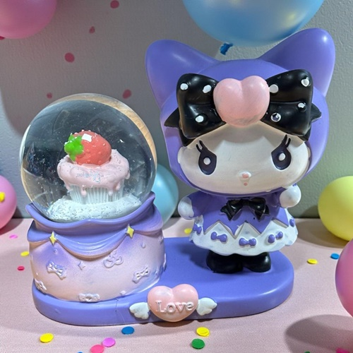 Dekoratif Kuromi Biblolu Kar Küresi