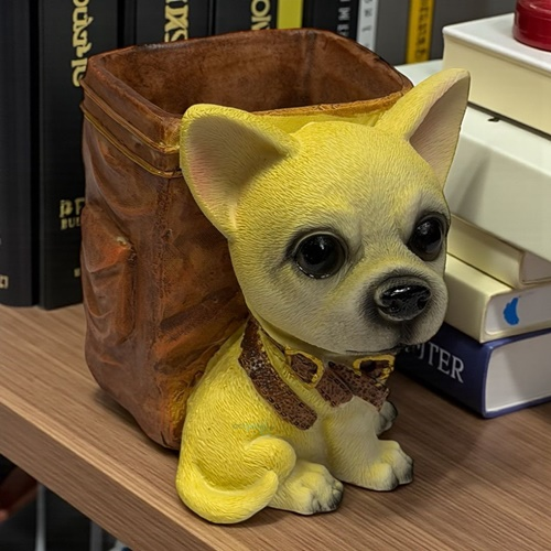 Dekoratif Şivava Köpek Tasarımlı Çantalı Kalemlik Biblo