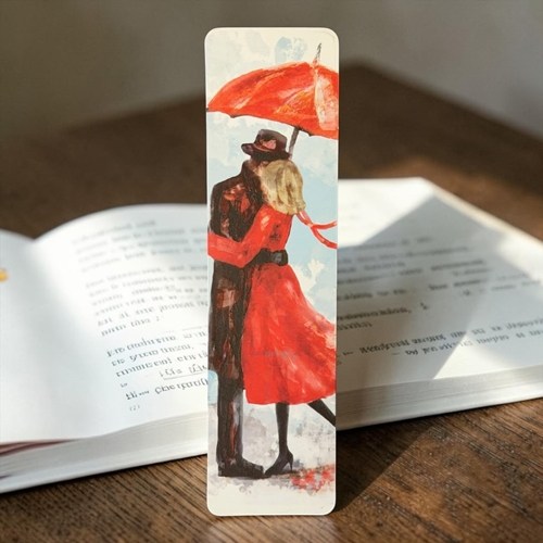 Dokuz Kırmızı Şemsiyeli Çift Kitap Ayracı