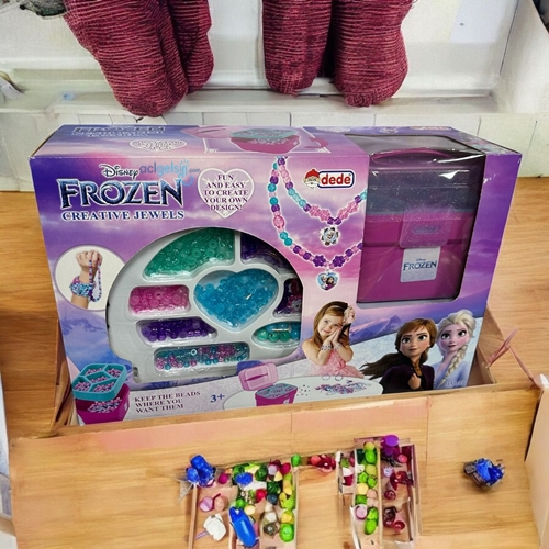 Frozen Takı Seti Sepetli