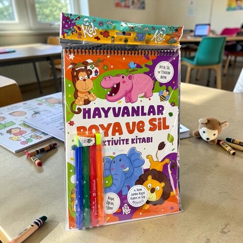 Hayvanlar – Boya Ve Sil Aktivite Kitabı - Jumbo Keçeli Kalem Ve Silgi