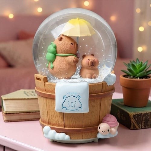 Kar Küresi Capybara 100 Ml Püskürtmeli Işıklı Müzikli