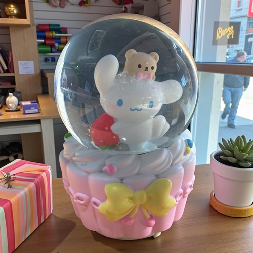 Kar Küresi Cinnamoroll 80 Mm Işıklı Müzikli