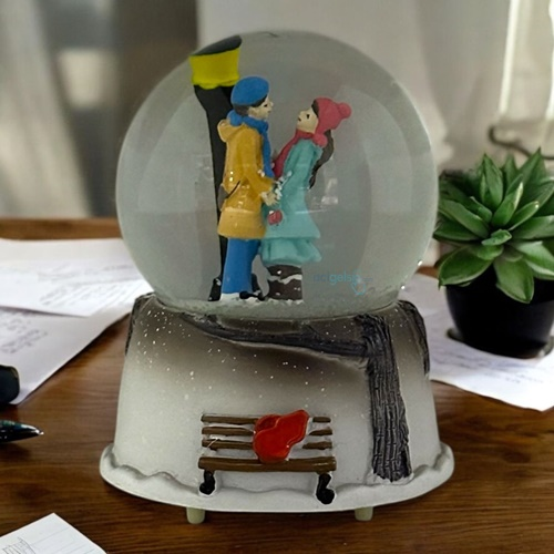 Kar Küresi Kış Masalı 60 Mm Işıklı