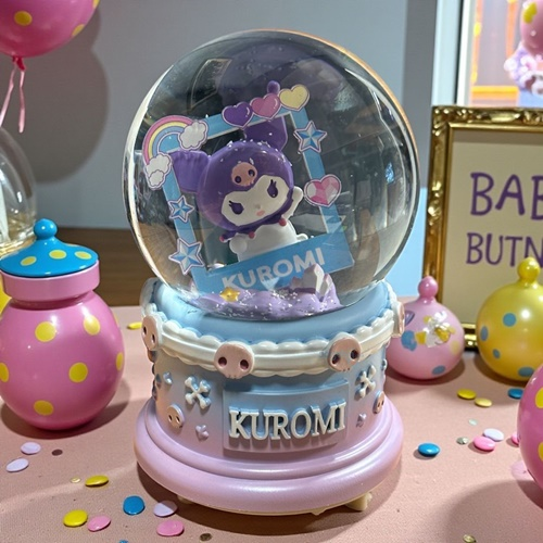 Kar Küresi Kuromi 100 Mm Püskürtmeli Işıklı Müzikli