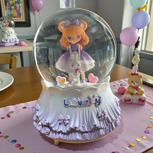 Kar Küresi Lovely 100 Mm Püskürtmeli Işıklı Müzikli