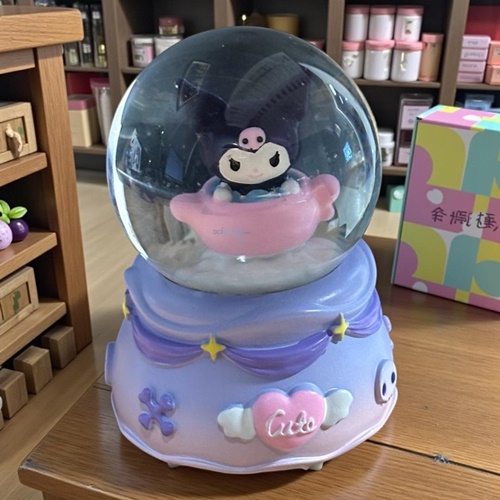 Kar Küresi Mini Işıklı Kuromi