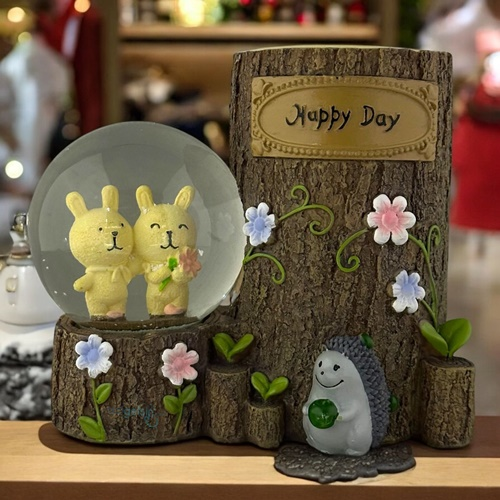 Masa Üstü Happy Day Kalemlikli Işıklı Kar Küresi