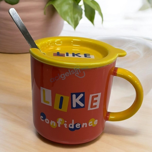 Porselen Kupa Bardak Kapaklı Kaşıklı Smile