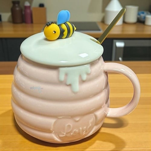 Porselen Kupa Bardak Kaşıklı Şirin Arı Tasarım Mug