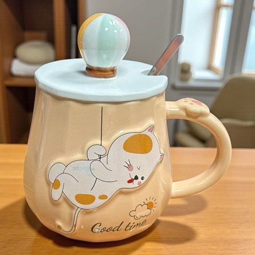 Porselen Kupa Bardak Kaşıklı Şirin Kedi Tasarım Mug