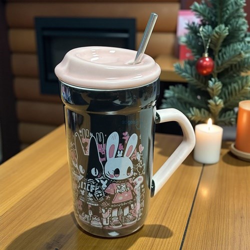 Porselen Kupa Bardak Pipetli Kapaklı Şirin Tasarım Mug