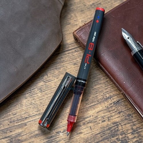 Scrikss Pi-8 Roller Kalem 0.7mm Kırmızı