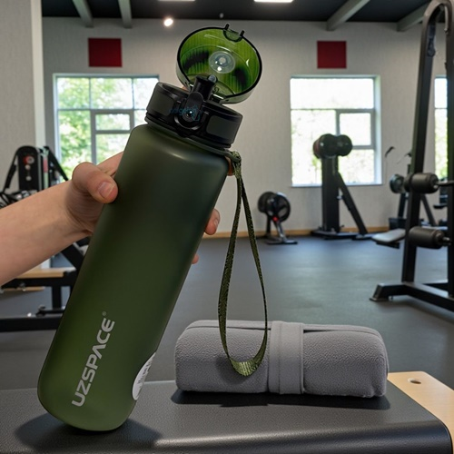 Uzspace 1000 Ml Soft-touch Tritan Su Matarası Yeşil 3038