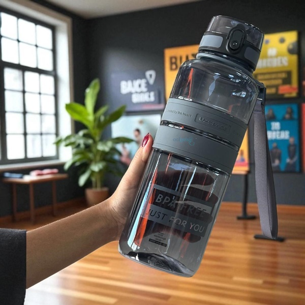 Uzspace Trıtan Matara 1500 Ml Siyah 5032