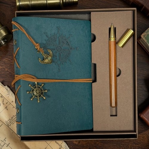 Vintage Petrol Yeşili Deri Kapaklı Pusula Baskılı Kraft Defter Ve Tükenmez Kalem