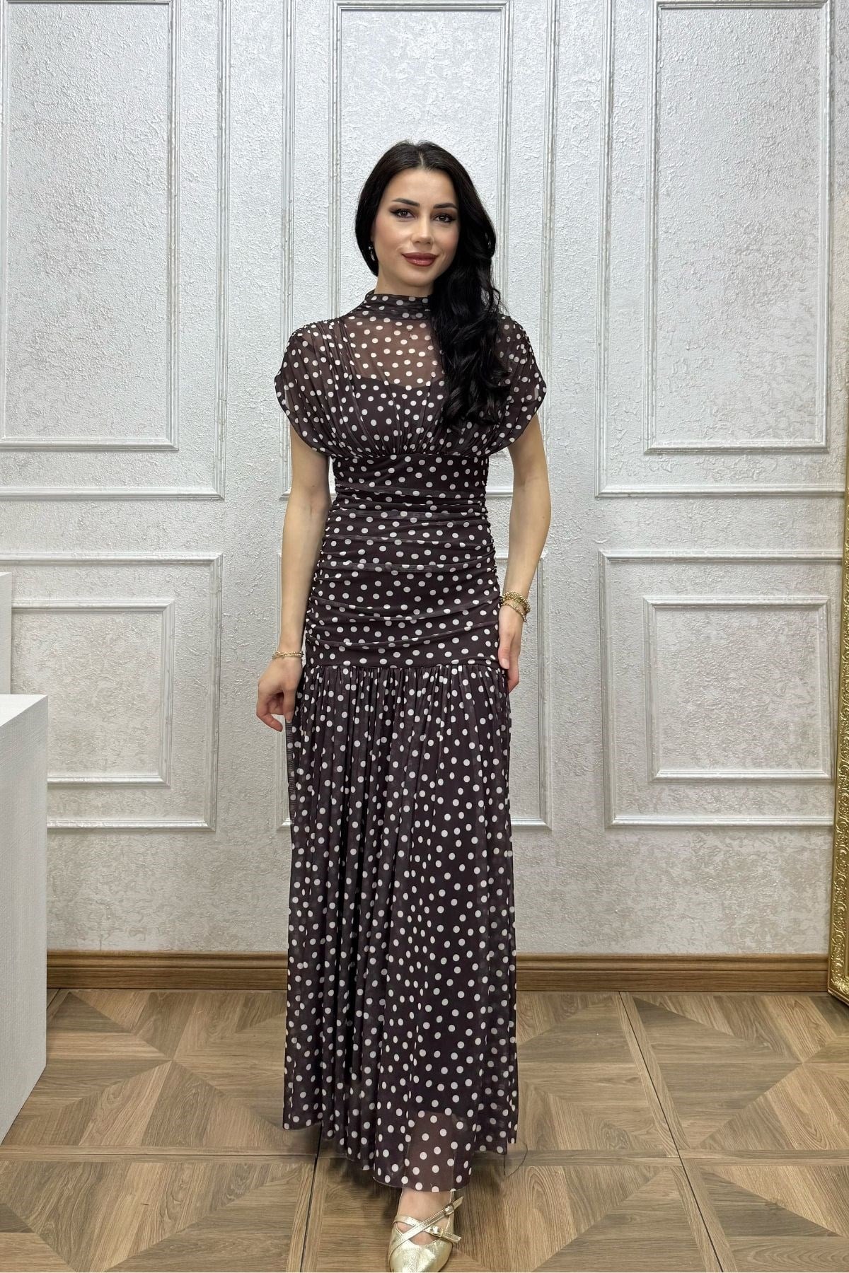 Kahverengi Drapeli Omuz Detay Maksi Tül Elbise