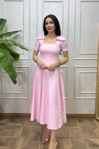 Pembe Omzu Fiyonk Detay Kloş Elbise