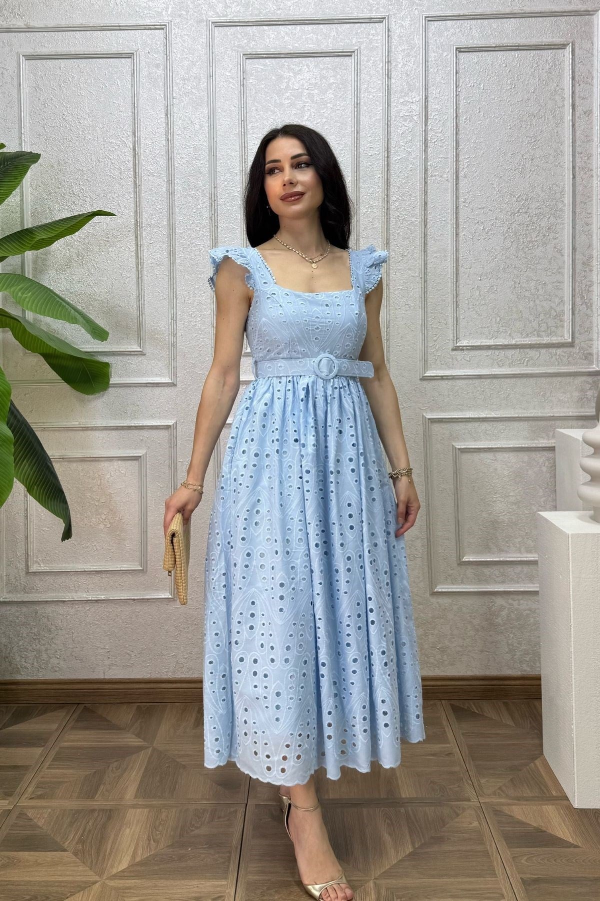 Bebe Mavi Omzu Volanlı Kemerli Brode Elbise