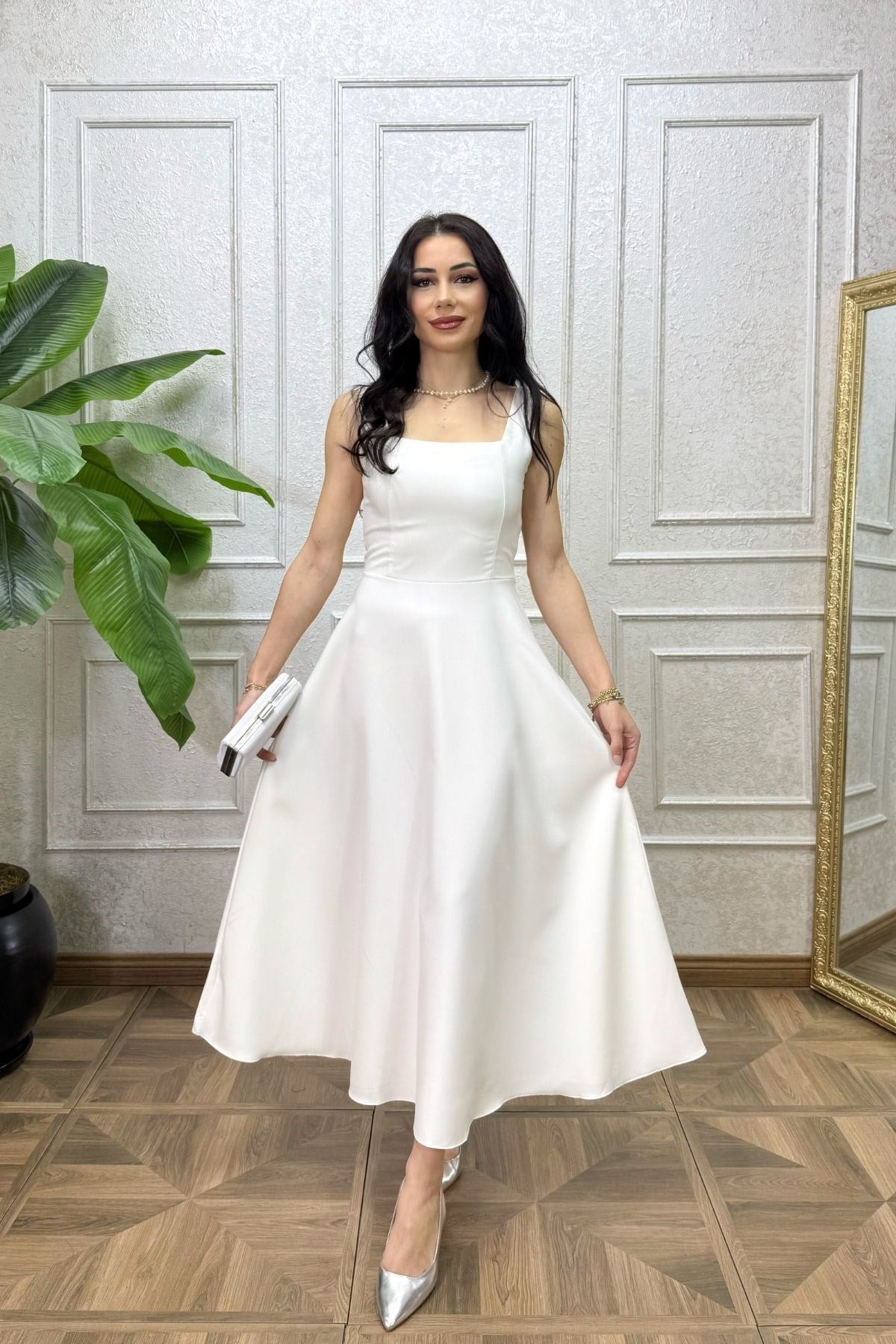 Beyaz Kalın Askılı Beli Kuşaklı Füsun Elbise