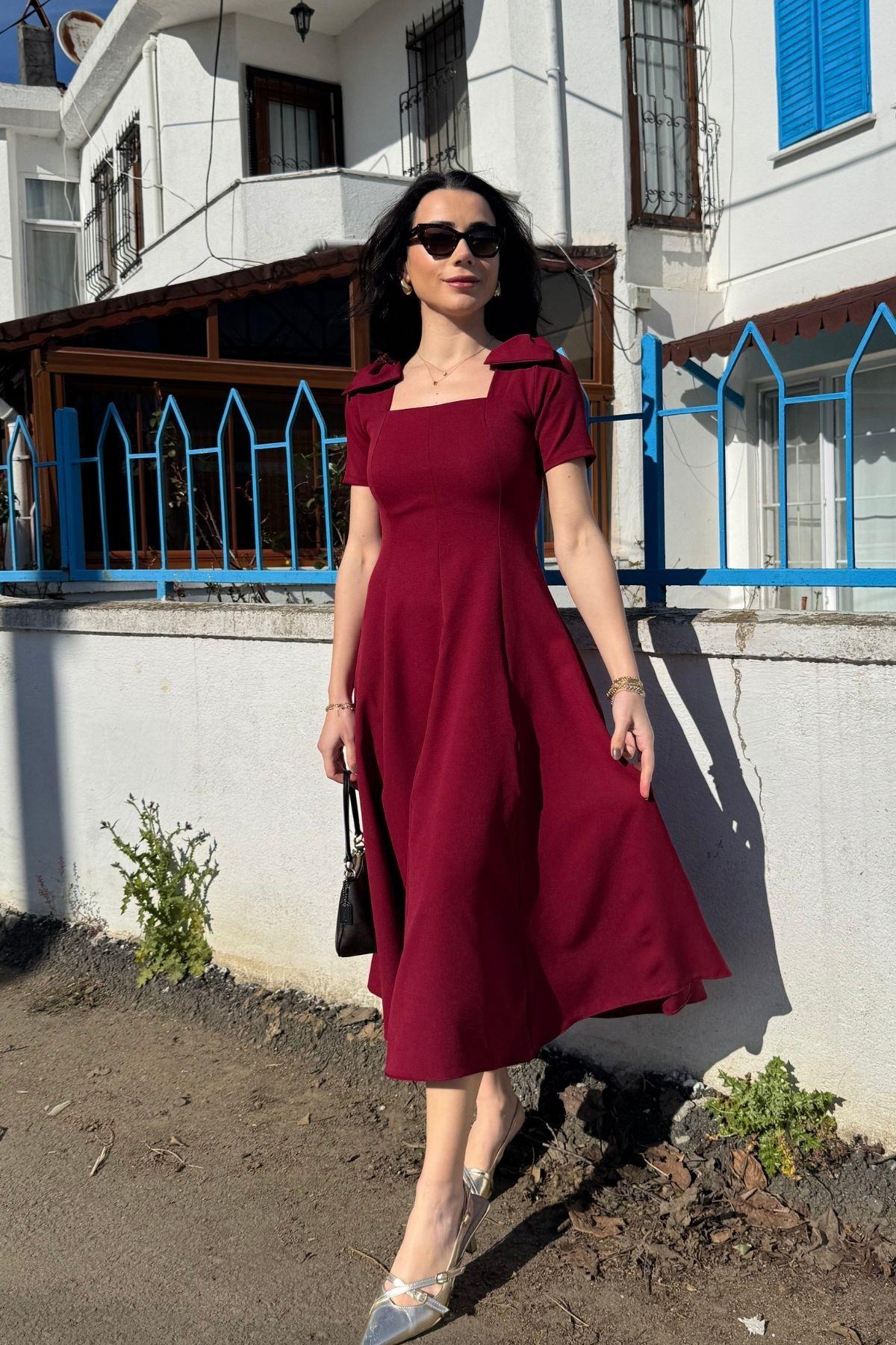 Bordo Omzu Fiyonk Detay Kloş Elbise