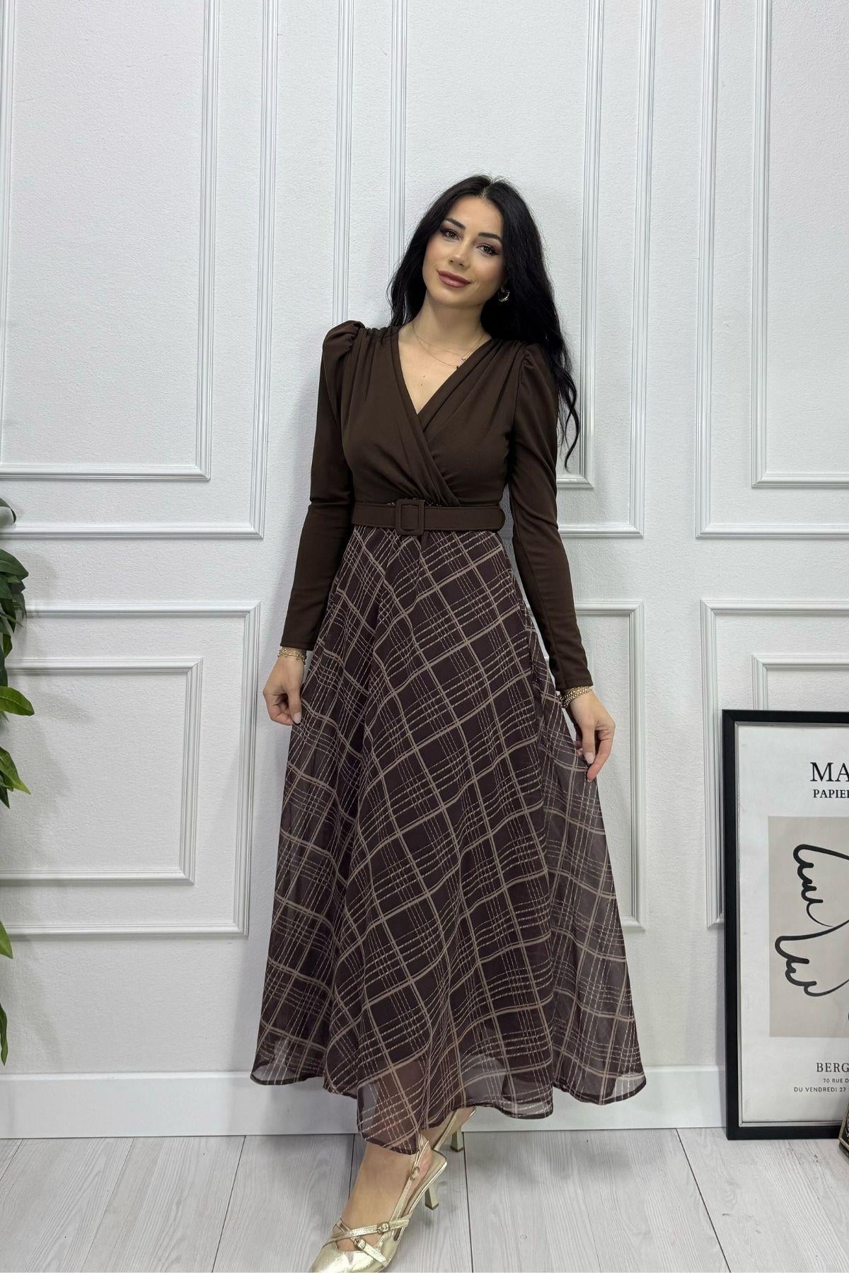 Kahverengi Eteği Şifon Ekose Desen Kemerli Elbise