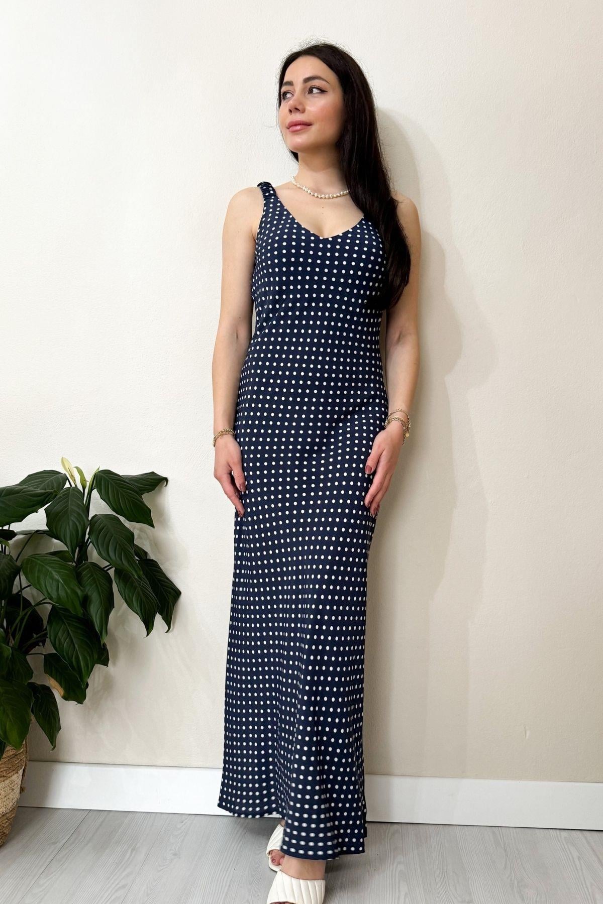 Lacivert Kalın Askılı Puantiye Desen Maksi Elbise