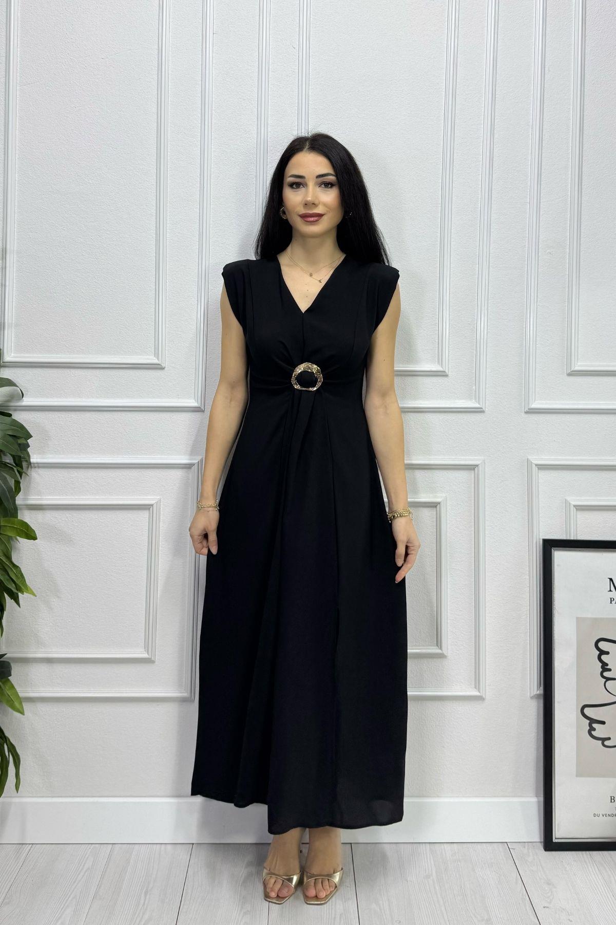 Siyah Beli Gold Toka Detaylı Elbise