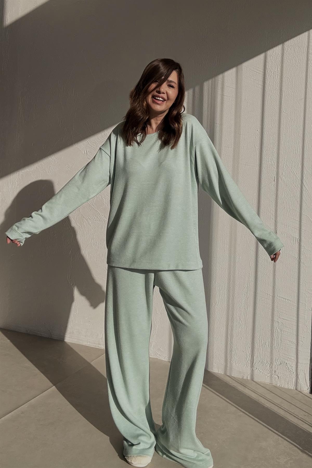 Basic Örme Mint Rengi Oversize Takım