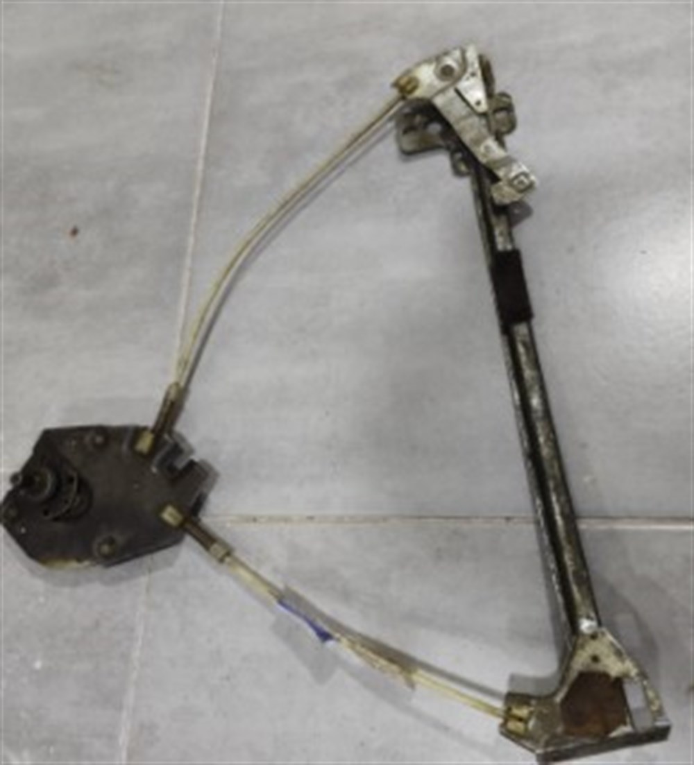 Ön Kapı Cam Krikosu Sağ 4 Kapı