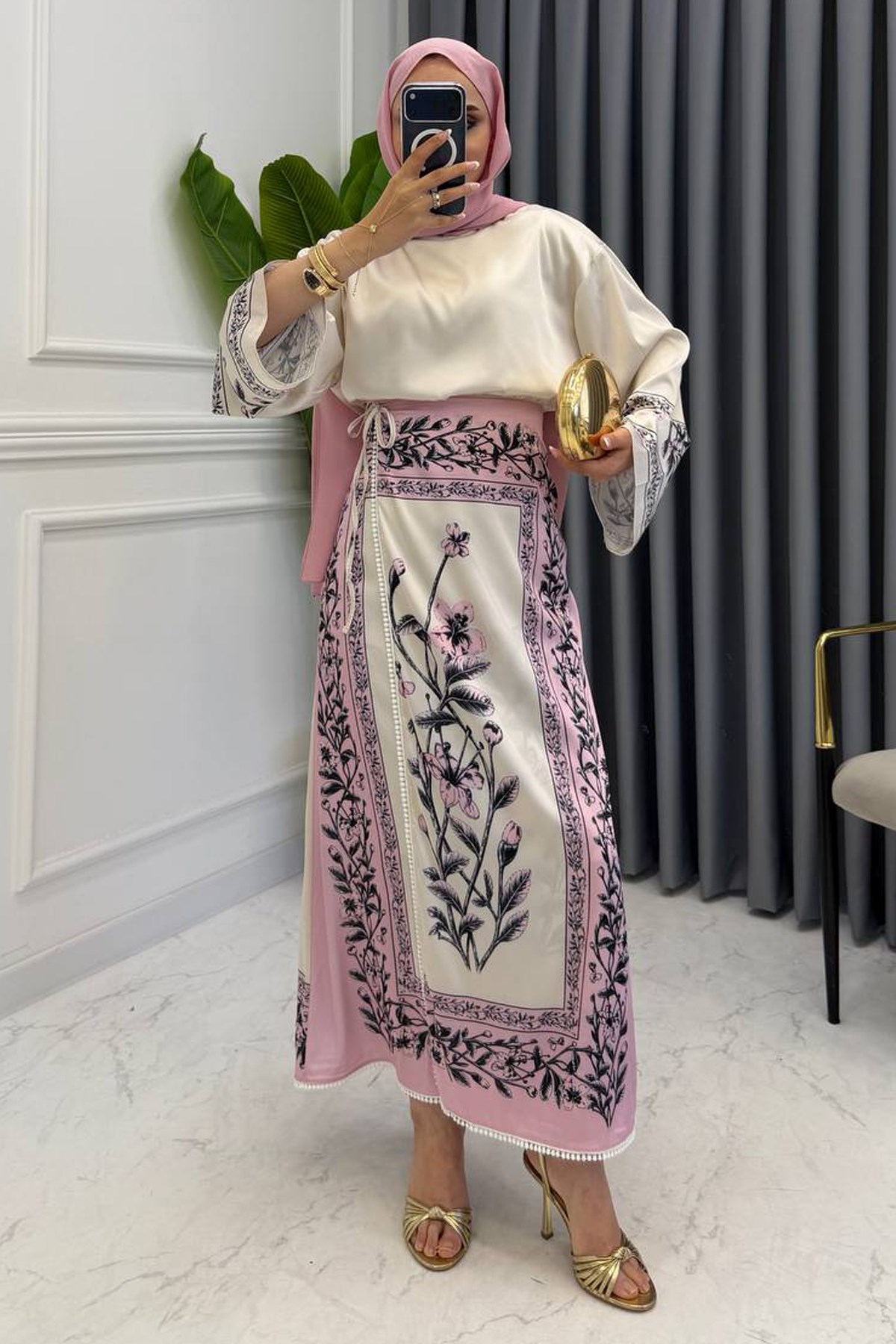 DESENLİ SATEN ETEKLİ TAKIM TOZ PEMBE