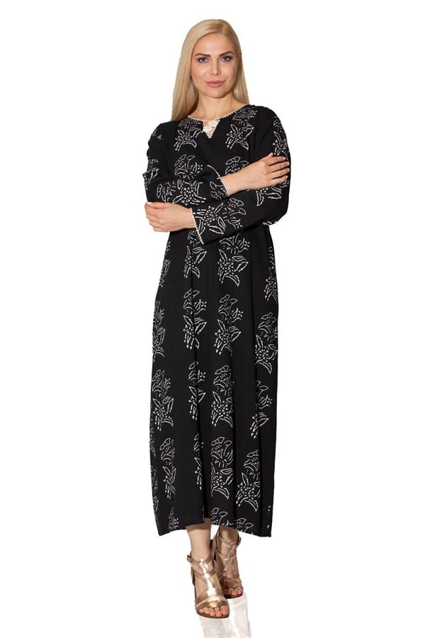 Büyük Beden Uzun Kol Şile Bezi Baskılı Elbise Zambak Desen Siyah