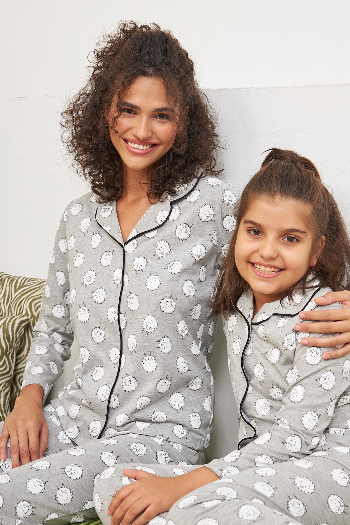 Lovely sheep Pijama Takımı Anne Kız Ayrı Ayrı Satılır Fıyatları Farklıdır