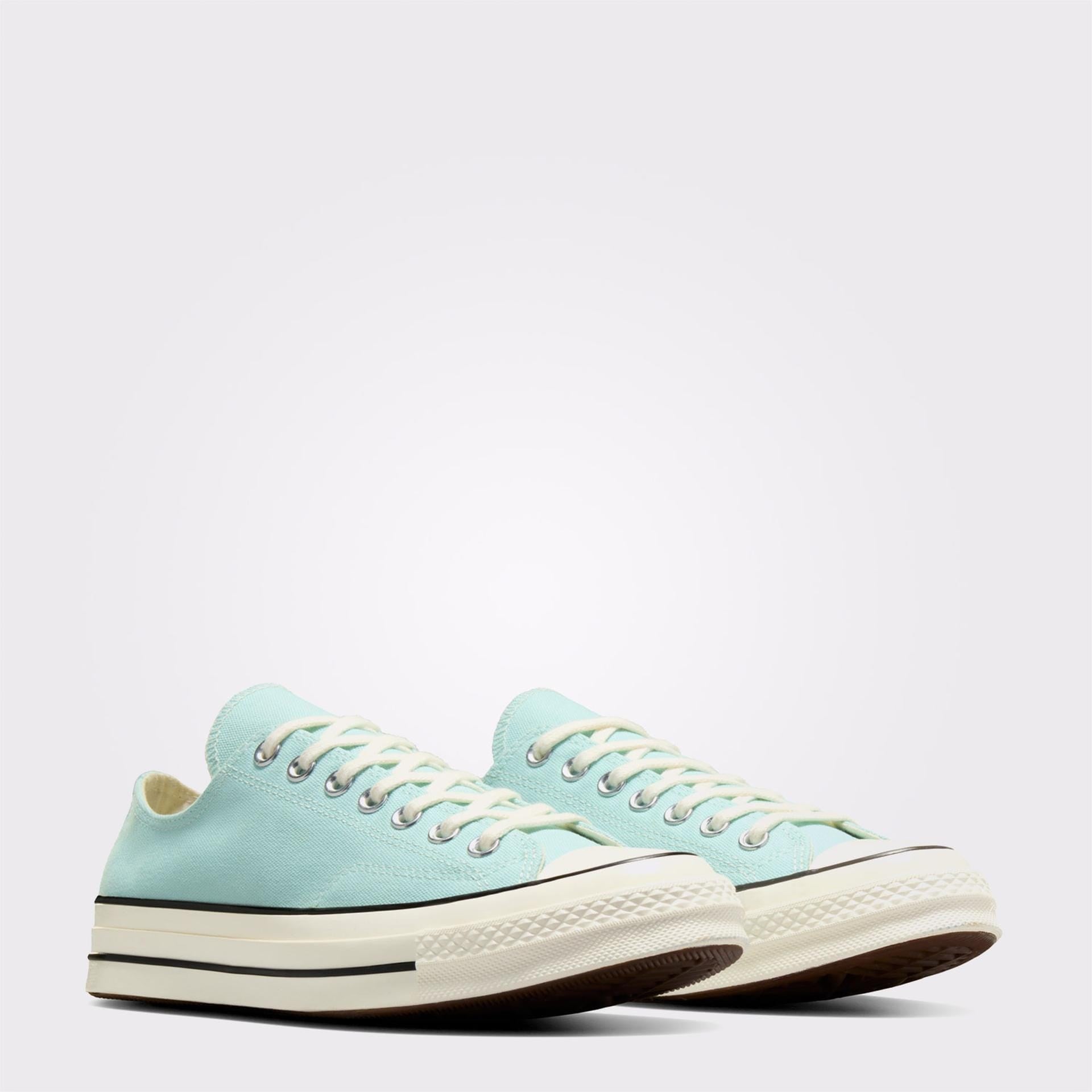 Chuck 70