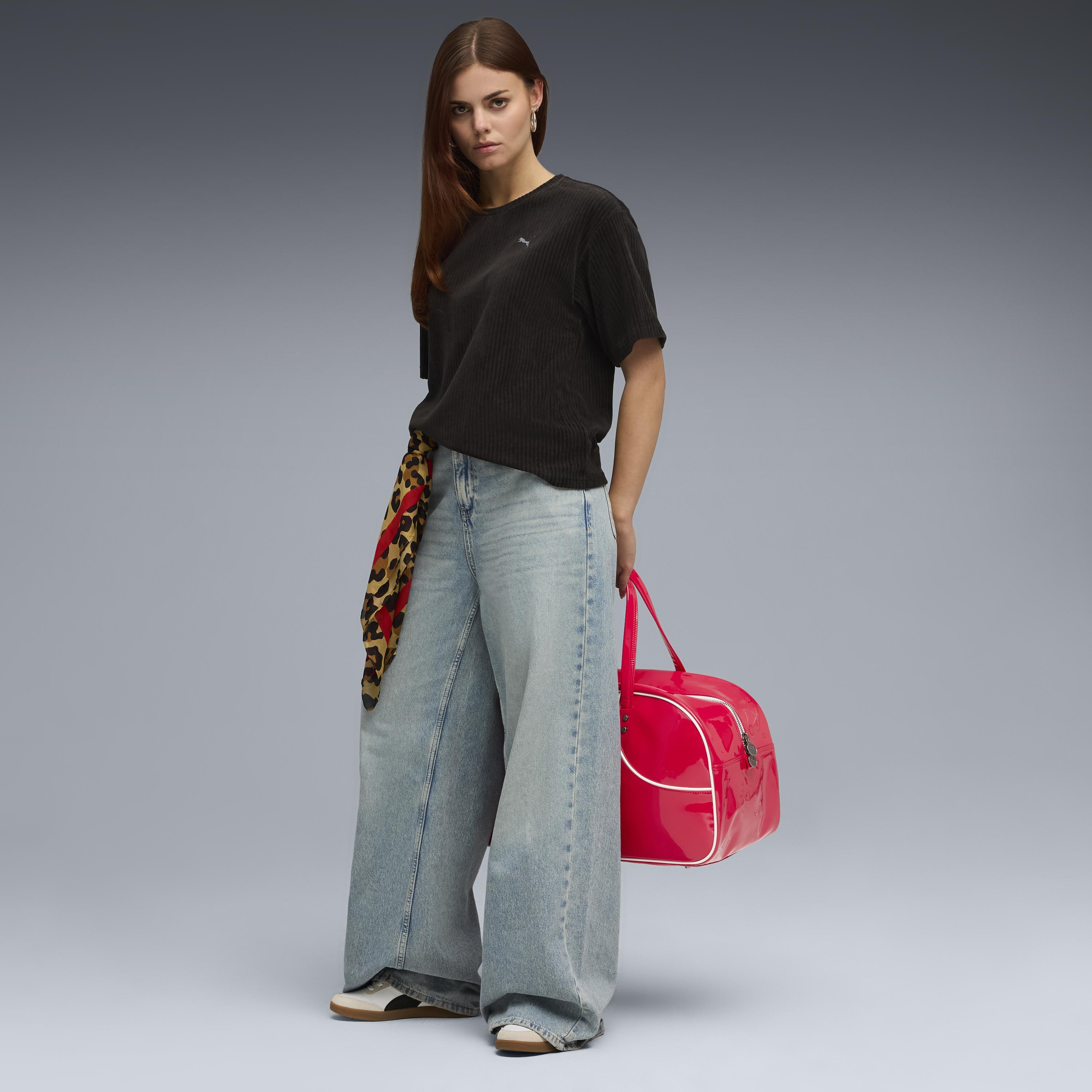 Puma Ess Elevated Velour Tee Kadın Yetişkin T-shirt