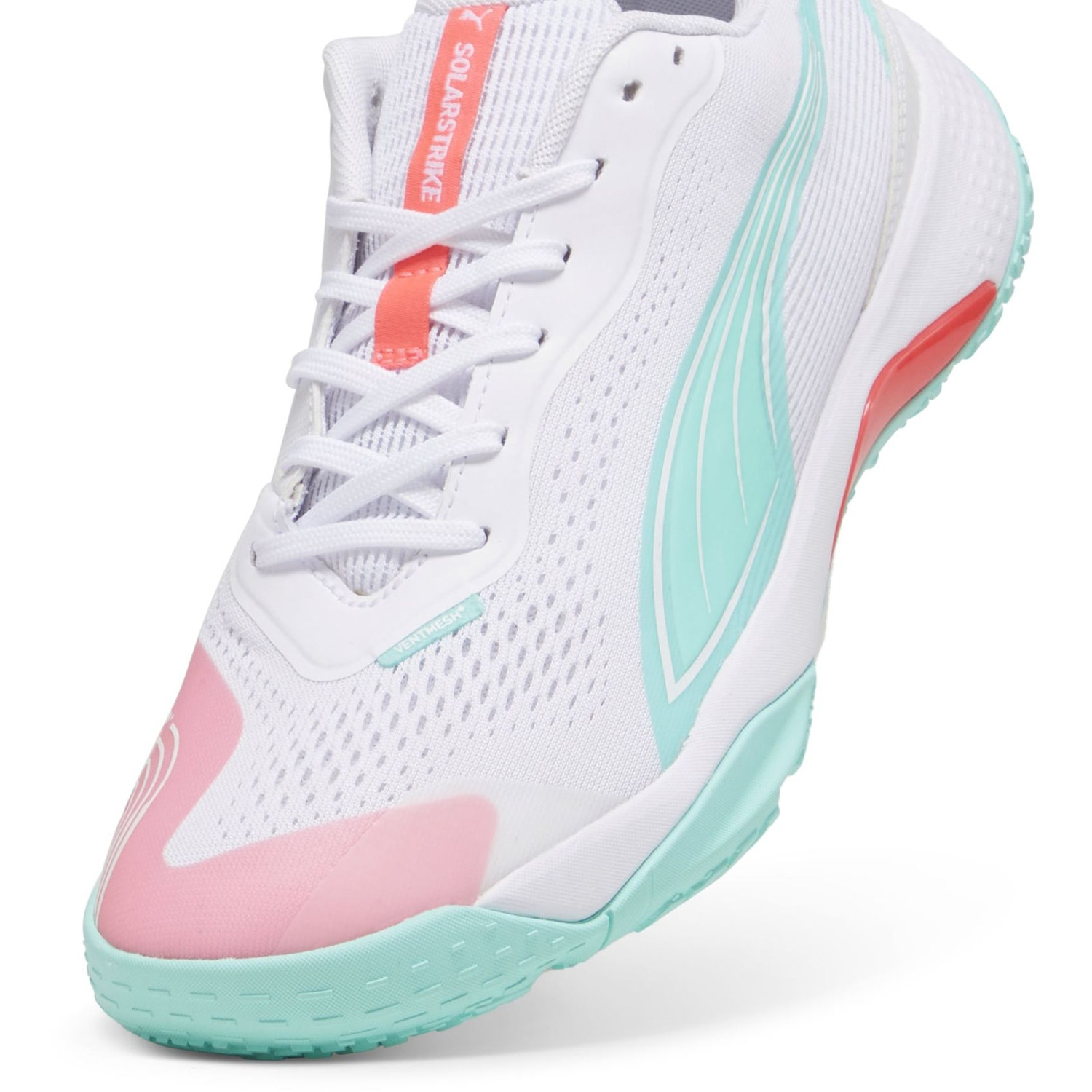 Puma Solarstrike III W+ Genç Futbol Ayakkabı