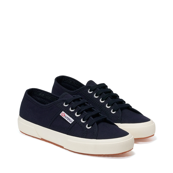 2750-Cotu Classic Unisex Sneaker