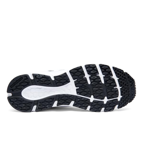 NB Unisex Performance Shoes